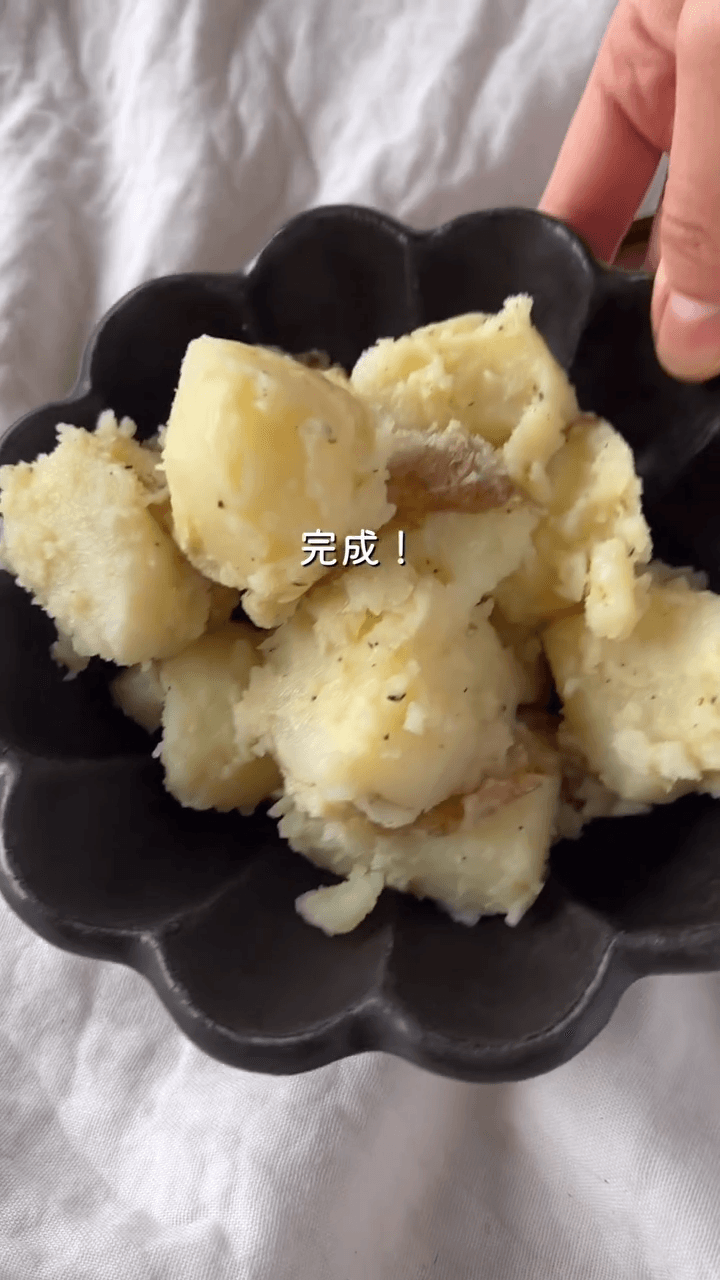 バターで優勝!割烹着ママの粉吹き芋