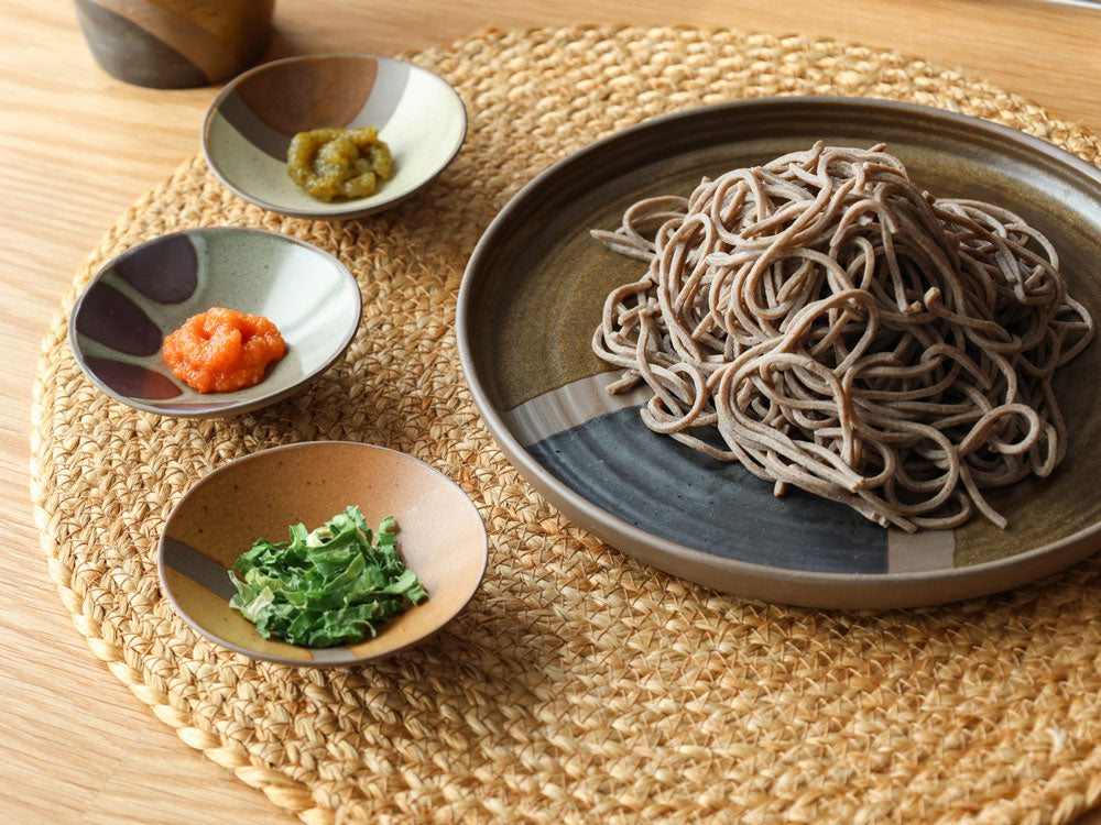 【adepeche/アデペシュ】陶器の器 ETOWA（マメ・ヤング・ハーフムーン）
