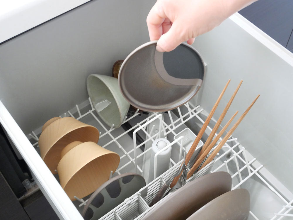【adepeche/アデペシュ】陶器の器 ETOWA（マメ・ヤング・ハーフムーン）