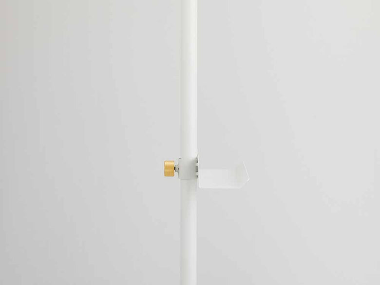 真鍮と鉄製の縦置き本立て