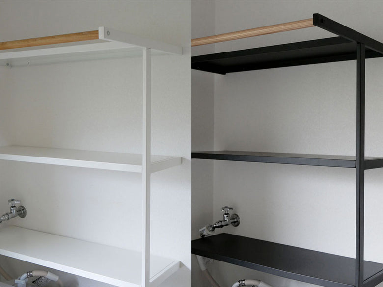 tower/Yamazaki製高さ190cmの立て掛けランドリーシェルフ。スチールと天然木を使用し、洗濯機の横に設置されています。
