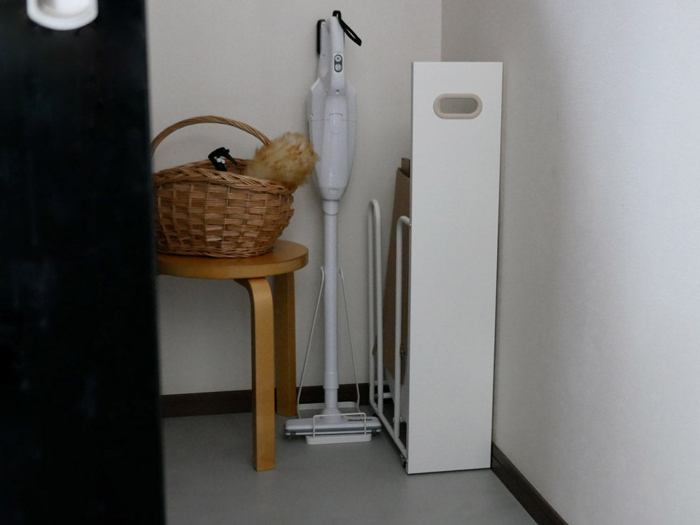 フィレッテ製ダンボールストッカー、スチール材質