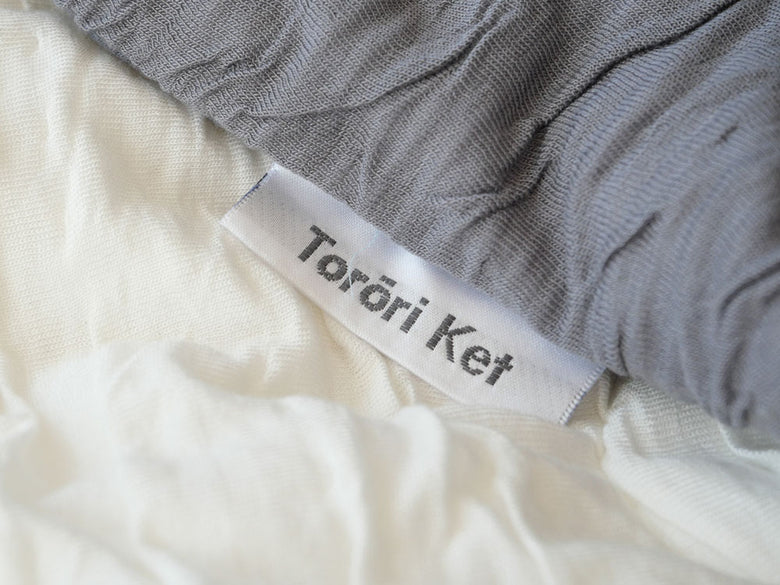 【Torori ket(R)/トローリケット】肌掛け布団椿オイル加工でお肌に嬉しいとろ～りケット