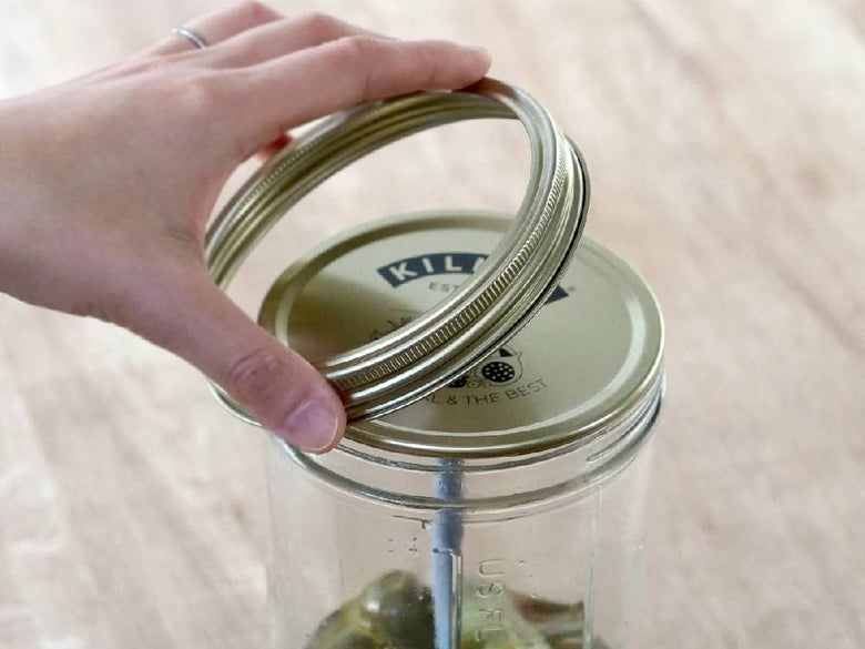 【KILNER/キルナー】 PICKLE JAR WITH LIFTER