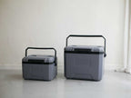 THE ICE ERA ハードシェルクーラーネオの銀色プラスチックボックス