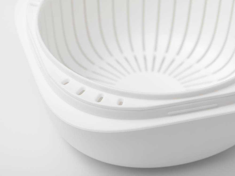 蒸気で温めるライクイットのごはん容器