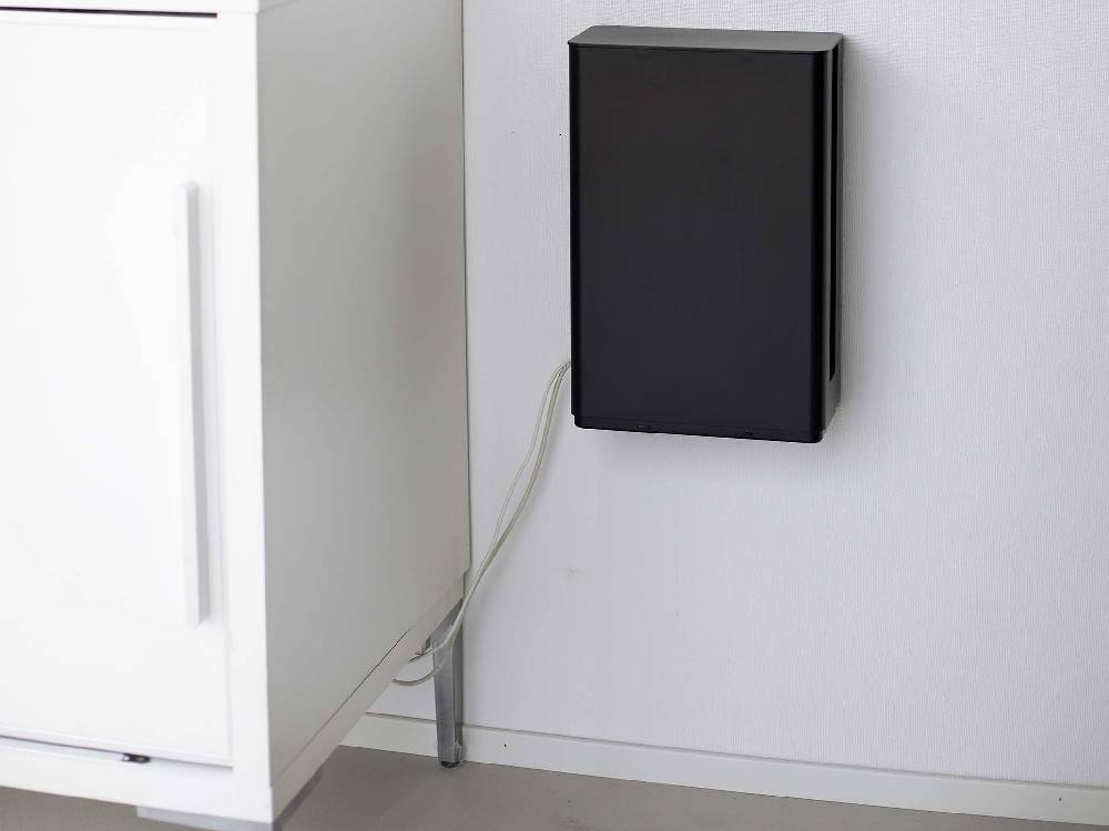 スマート重ねられるルーター収納ケース ブラック