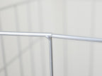 BRIDブランドのランドリーストレージ スクエア45L、シルバーのスチール製キャスター付き収納ボックス