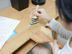 Horn Pleaseのアカシア材ダストパン