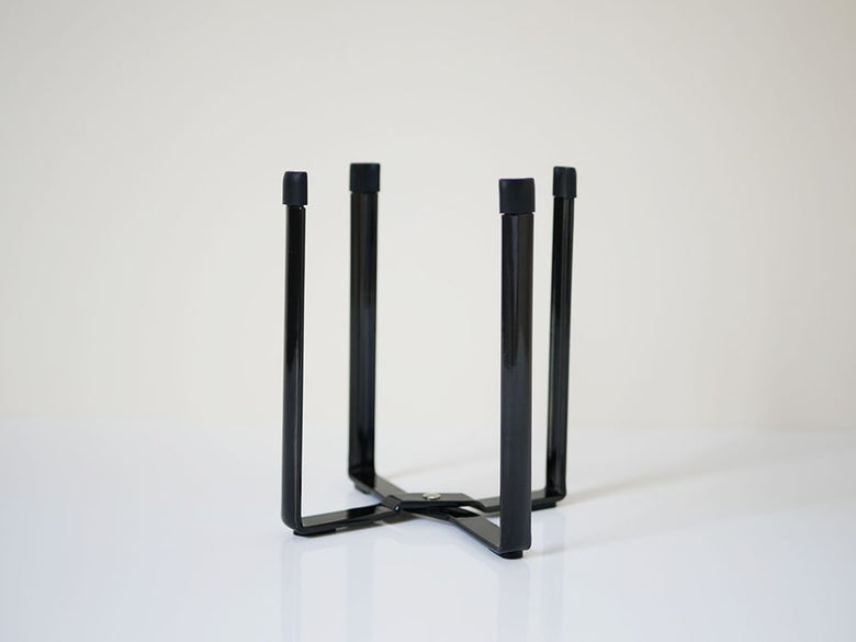 YAMAZAKI製【tower/タワー】ポリ袋エコホルダー。スチール本体とシリコンキャップでできたエコバッグ収納ホルダー、化粧箱付き