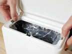 ideacoのプラスチック製蓋付き密封衛生ゴミ箱