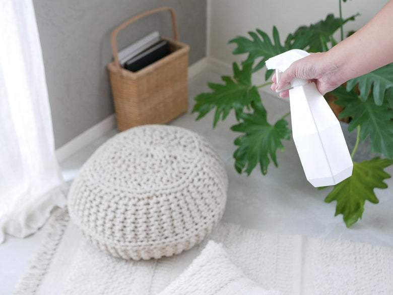 sarasa designのB2C 2wayスプレーボトル360°、500ml容量の透明プラスチック製ボトル