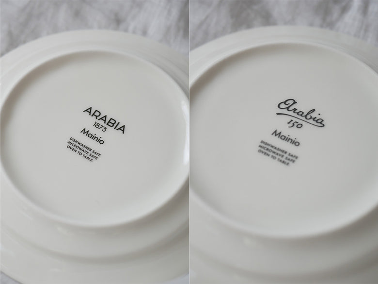 アラビア製マイニオの磁器カップ＆ソーサーとマグカップが並べられた食器セット