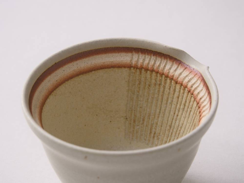 アールピースのSHIRO・KUROデザイン陶器急須と小茶碗のセット