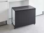 タワー蓋付き目隠し分別ダストワゴンの写真。スチール製キャビネットとポリプロピレン製の蓋が特徴的なデザイン