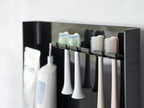 タワー製目隠し歯ブラシ＆チューブスタンド。ABS樹脂製のプラスチックで、バスルームに歯ブラシ5本と歯磨きチューブ2本を収納できる収納用品